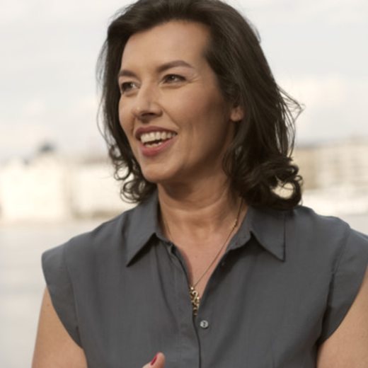 Kuzsel Laura portréja